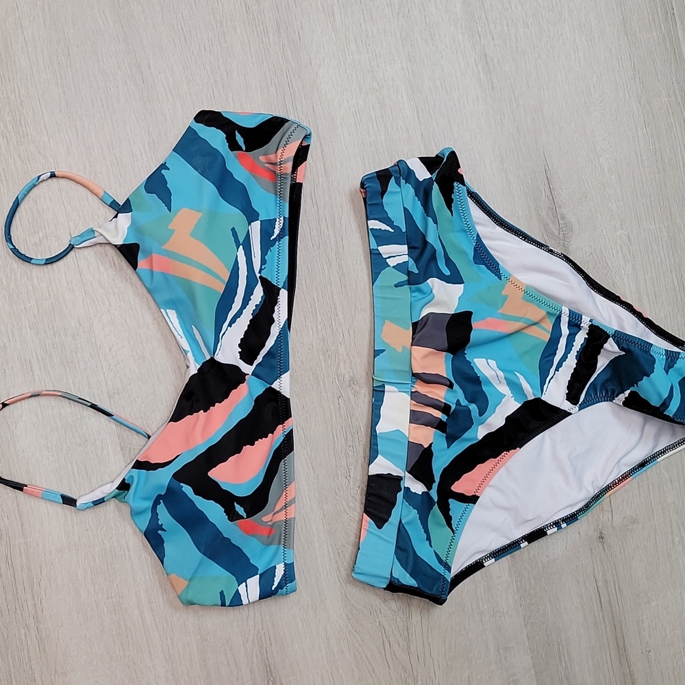 Ladies XL  High Waisted Bikini with adjustable straps NWOT